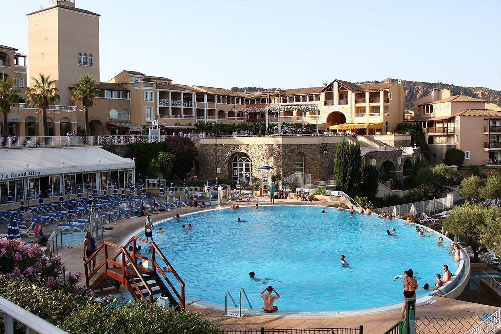 Hotel De L'Esterel Pierre & Vacances Saint-Raphaël Esterno foto