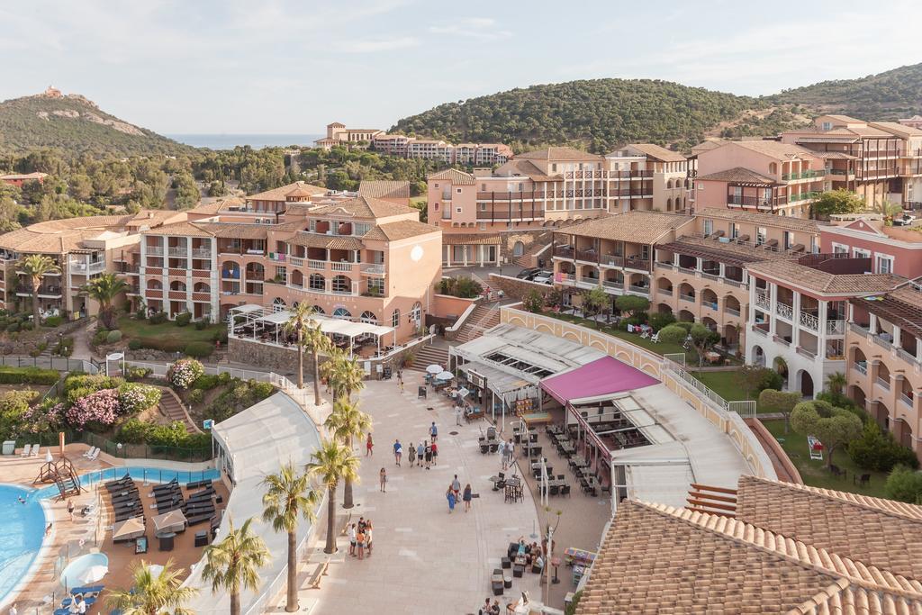 Hotel De L'Esterel Pierre & Vacances Saint-Raphaël Esterno foto